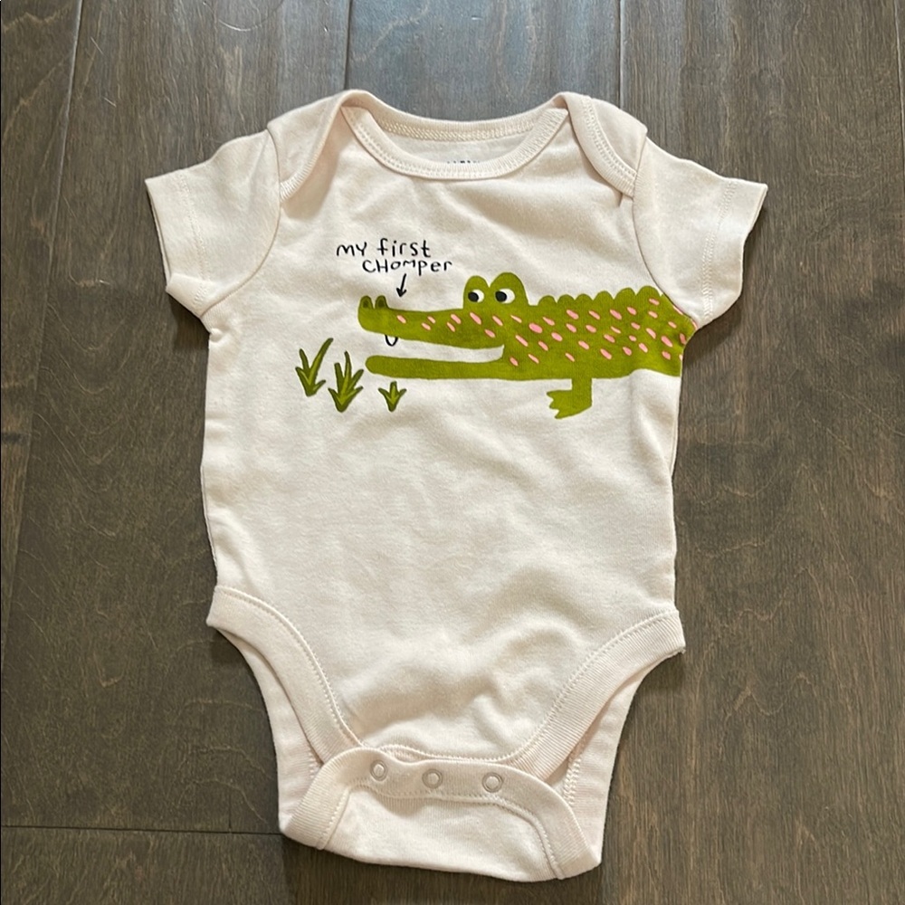 New Old Navy 0-3M Baby Onesie with Crocodile Print